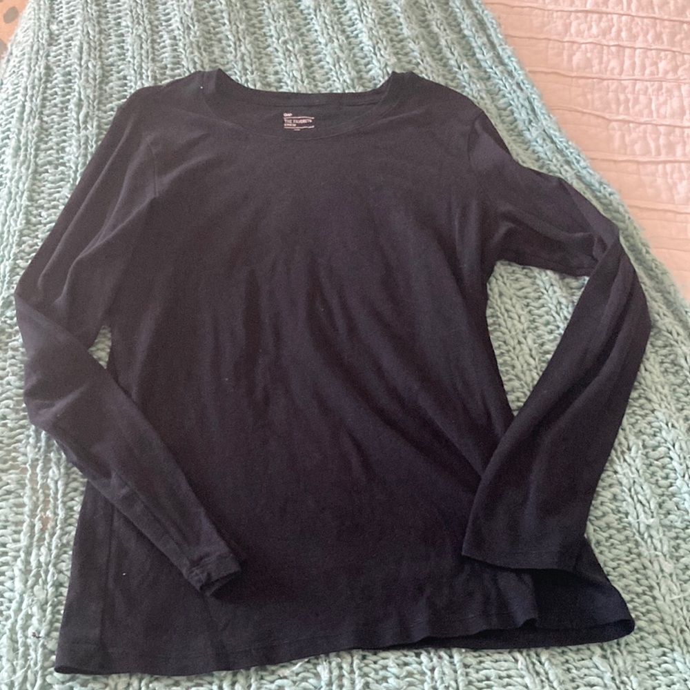 Gap black long sleeve